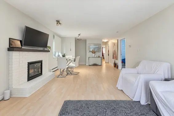 580 West 29th Street, North Vancouver For Sale - image 3