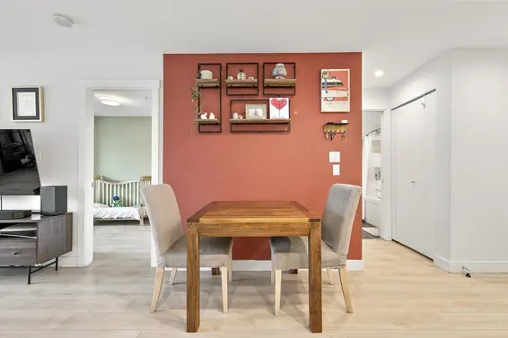 305 1519 Crown Street, North Vancouver For Sale - image 16
