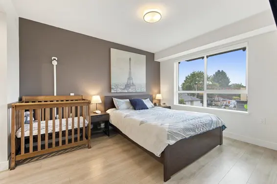 305 1519 Crown Street, North Vancouver For Sale - image 20