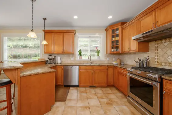 4532 Ramsay Road, North Vancouver For Sale - image 19