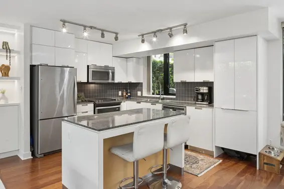 153 West 2nd Street, North Vancouver For Sale - image 16