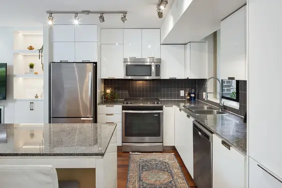 153 West 2nd Street, North Vancouver For Sale - image 17