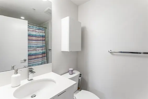 404 719 West 3rd Street, North Vancouver For Sale - image 8