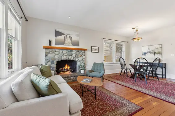 3391 Mountain Highway, North Vancouver For Sale - image 7