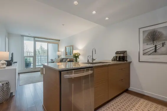 319 135 East 17th Street, North Vancouver For Sale - image 5