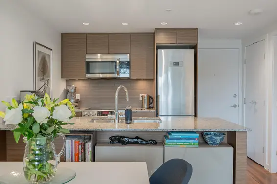 319 135 East 17th Street, North Vancouver For Sale - image 7