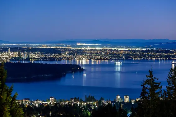 1562 Pinecrest Drive, West Vancouver For Sale - image 11