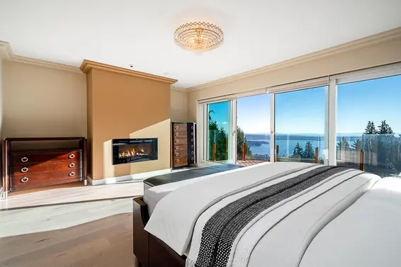 1562 Pinecrest Drive, West Vancouver For Sale - image 21