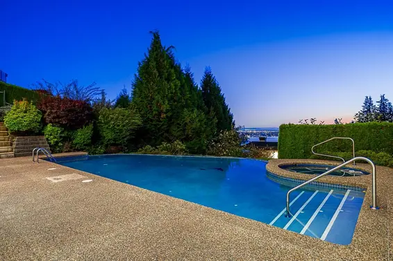 1562 Pinecrest Drive, West Vancouver For Sale - image 31