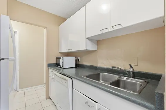 808 2020 Fullerton Avenue, North Vancouver For Sale - image 11