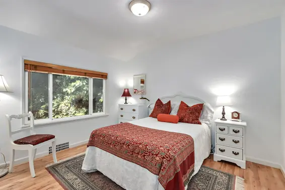 3581 Wellington Crescent, North Vancouver For Sale - image 17