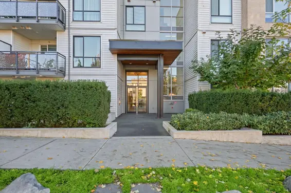 110 625 East 3rd Street, North Vancouver For Sale - image 3