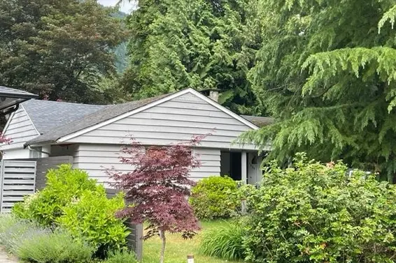 1056 Belvedere Drive, North Vancouver