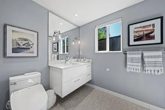 1098 Linnae Avenue, North Vancouver For Sale - image 31
