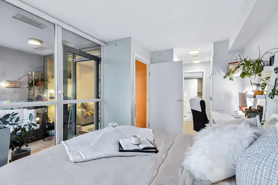 413 135 East 17th Street, North Vancouver For Sale - image 15