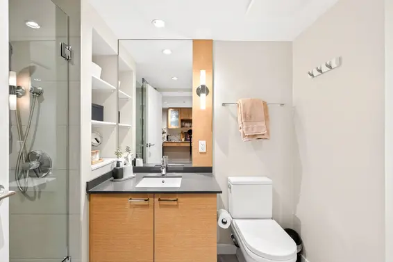 413 135 East 17th Street, North Vancouver For Sale - image 16