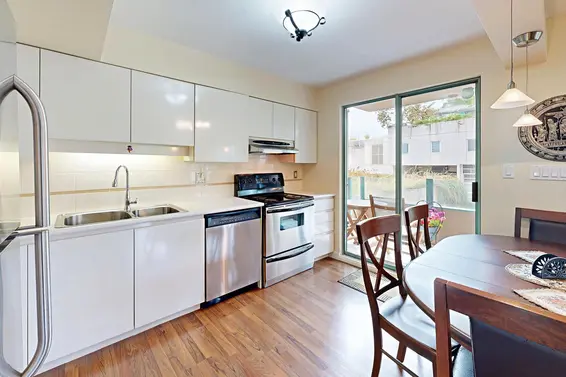 202 1555 Eastern Avenue, North Vancouver For Sale - image 7