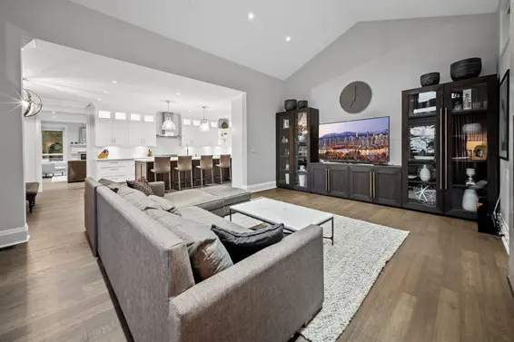 433 East Queens Road, North Vancouver For Sale - image 15