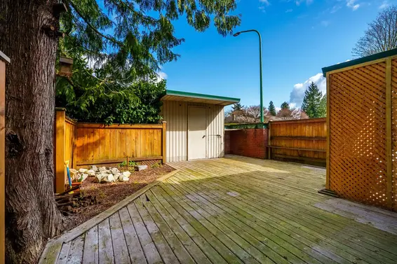 2645 Westview Drive, North Vancouver For Sale - image 10