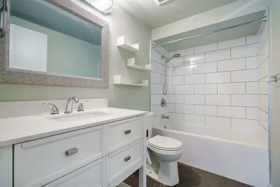 2645 Westview Drive, North Vancouver For Sale - image 22