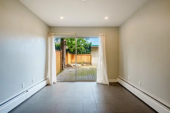 2645 Westview Drive, North Vancouver For Sale - image 9
