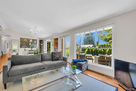 2085 Westdean Crescent, West Vancouver For Sale - image 16