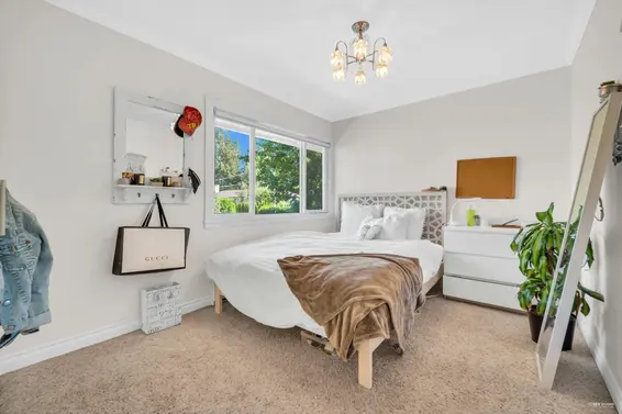 2085 Westdean Crescent, West Vancouver For Sale - image 21