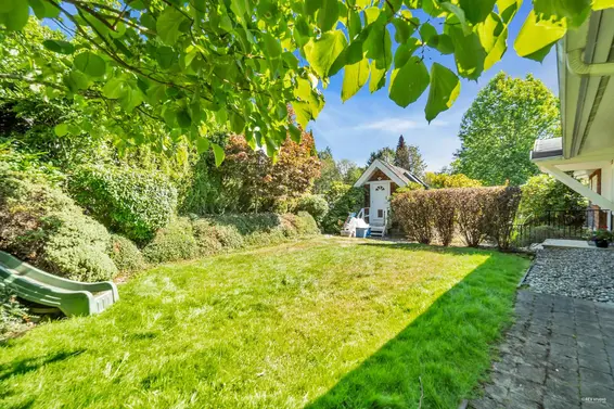 2085 Westdean Crescent, West Vancouver For Sale - image 4