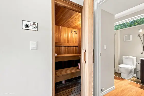 4750 Meadfeild Road, West Vancouver For Sale - image 18