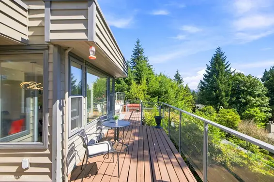 4750 Meadfeild Road, West Vancouver For Sale - image 33
