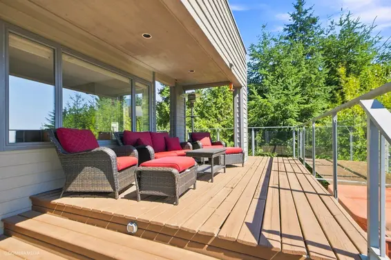 4750 Meadfeild Road, West Vancouver For Sale - image 35