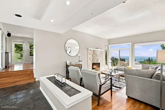 4750 Meadfeild Road, West Vancouver For Sale - image 4