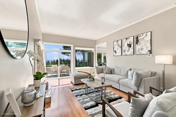 4750 Meadfeild Road, West Vancouver For Sale - image 5