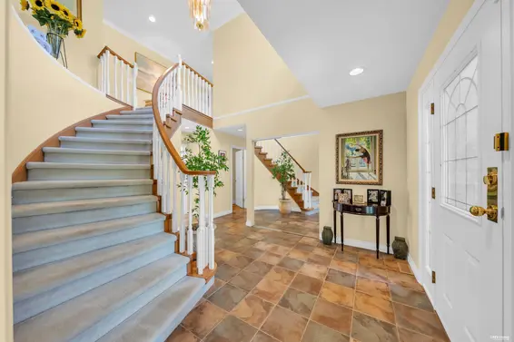 3898 Fromme Road, North Vancouver For Sale - image 10