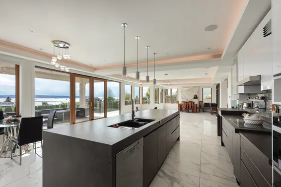 1160 Queens Avenue, West Vancouver For Sale - image 12