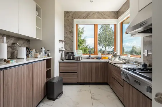 1160 Queens Avenue, West Vancouver For Sale - image 15