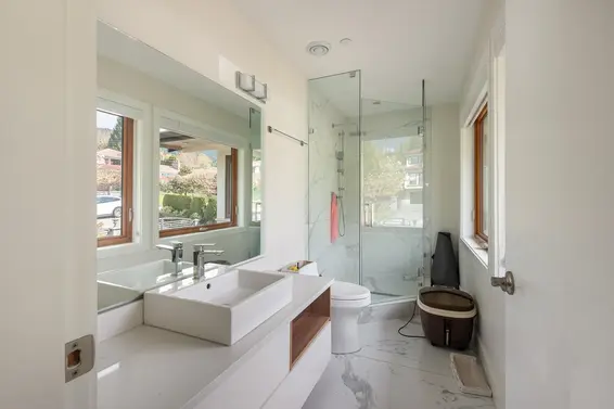 1160 Queens Avenue, West Vancouver For Sale - image 23