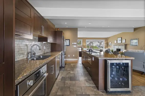 831 Whitchurch Street, North Vancouver For Sale - image 10