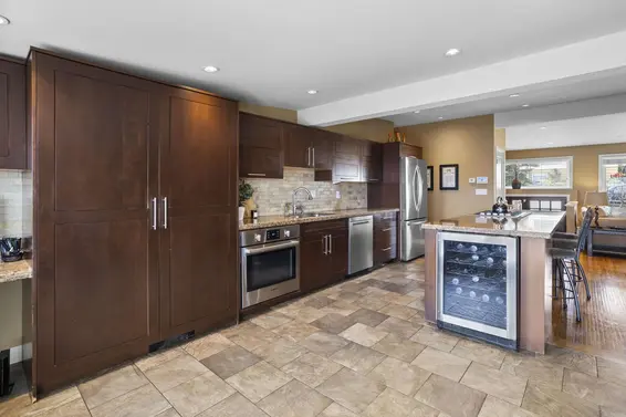 831 Whitchurch Street, North Vancouver For Sale - image 11