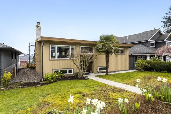 831 Whitchurch Street, North Vancouver For Sale - image 2