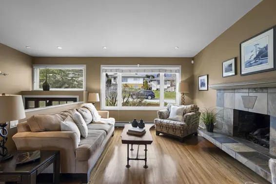 831 Whitchurch Street, North Vancouver For Sale - image 4