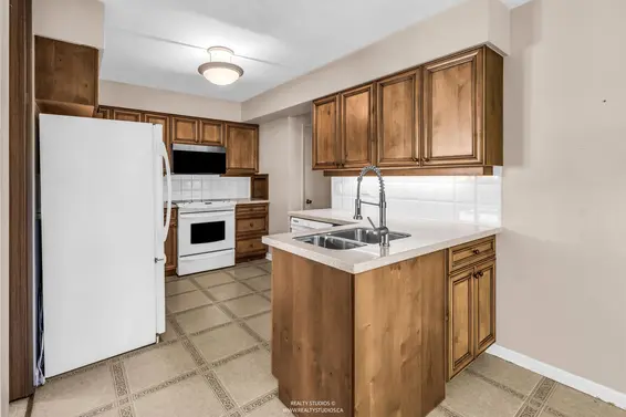 1110 Lodge Road, North Vancouver For Sale - image 10