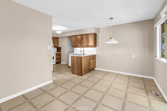 1110 Lodge Road, North Vancouver For Sale - image 14