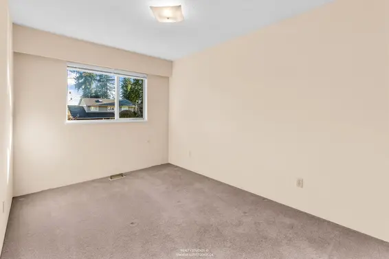 1110 Lodge Road, North Vancouver For Sale - image 22