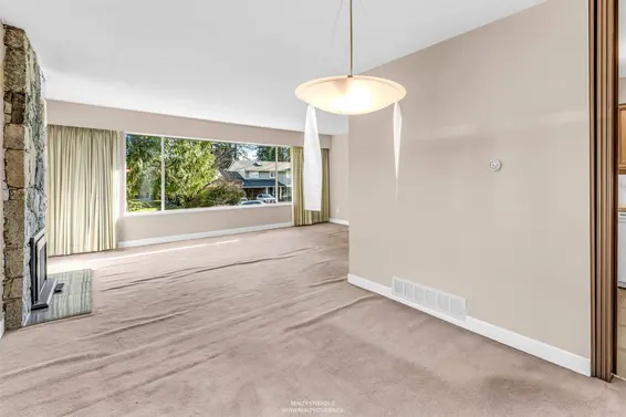 1110 Lodge Road, North Vancouver For Sale - image 8