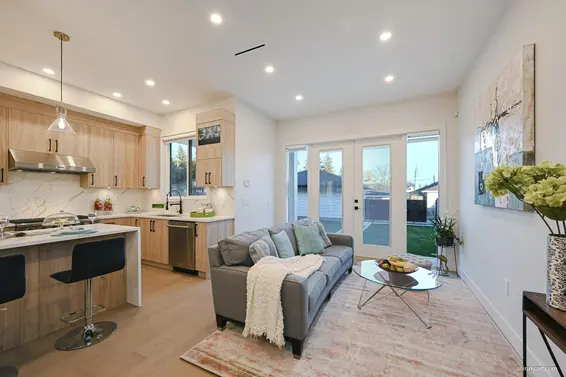 1510 Macgowan Avenue, North Vancouver For Sale - image 10