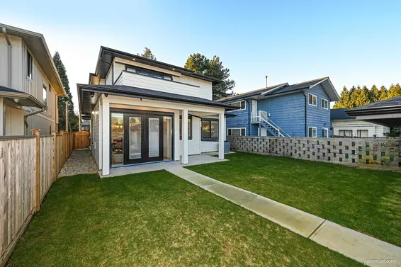 1510 Macgowan Avenue, North Vancouver For Sale - image 39