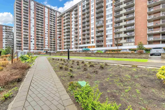 716 2012 Fullerton Avenue, North Vancouver For Sale - image 17