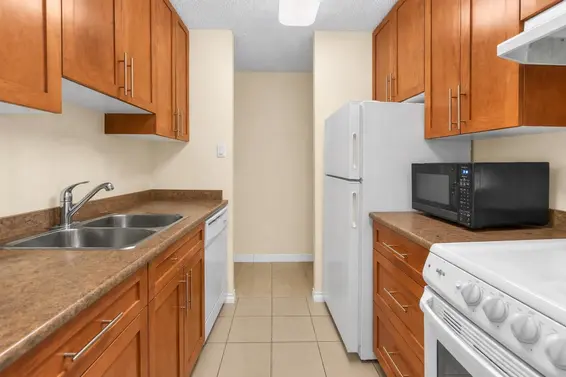 716 2012 Fullerton Avenue, North Vancouver For Sale - image 7