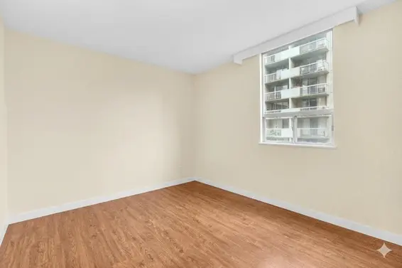 716 2012 Fullerton Avenue, North Vancouver For Sale - image 9